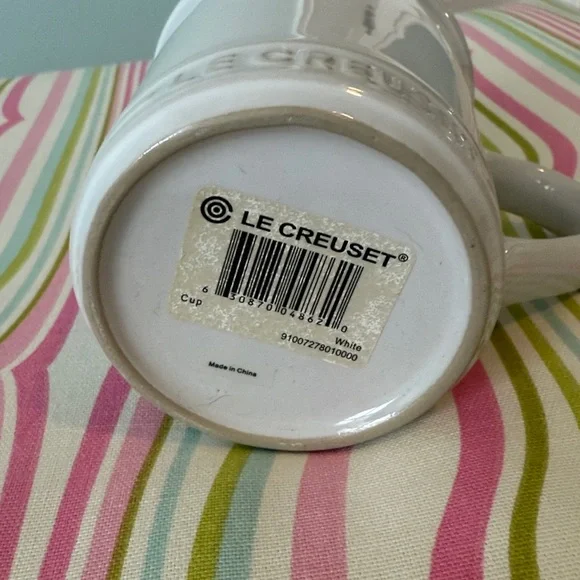 Set of 4 Le Creuset Classic White Mugs - Picture 5 of 6